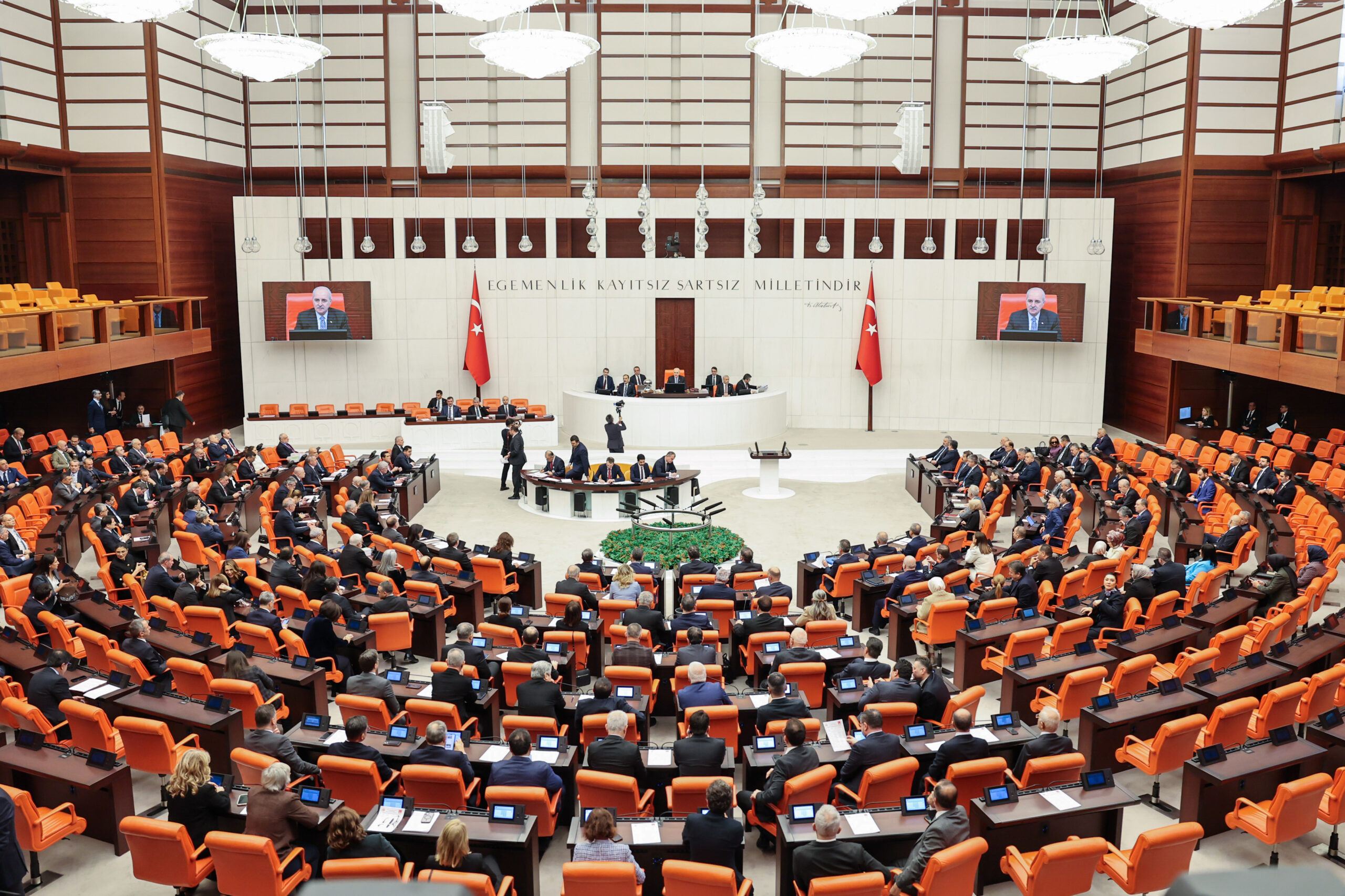 TBMM’de Yoğun Hafta: Öğrenci Affı Ve Suç Yaptırımları Gündeme Geliyor