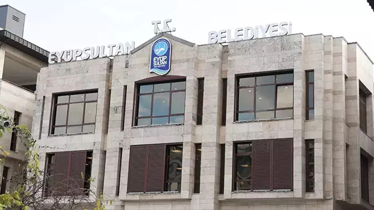 Eyüpsultan Belediye Başkan Yardımcısına Gözaltı