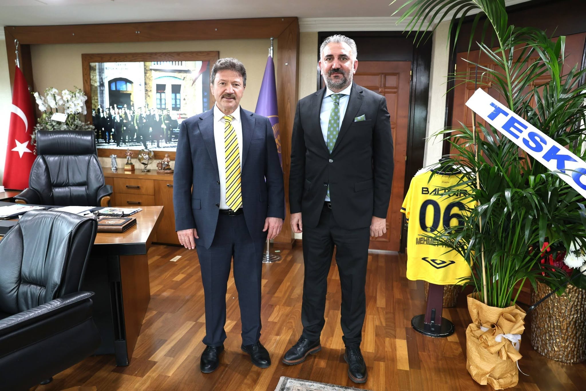 Birlik Başkanı Arif Yıldıray Hatunoğlu’ndan TESK Genel Başkanı Mehmet Yiğiner’e Hayırlı Olsun Ziyareti