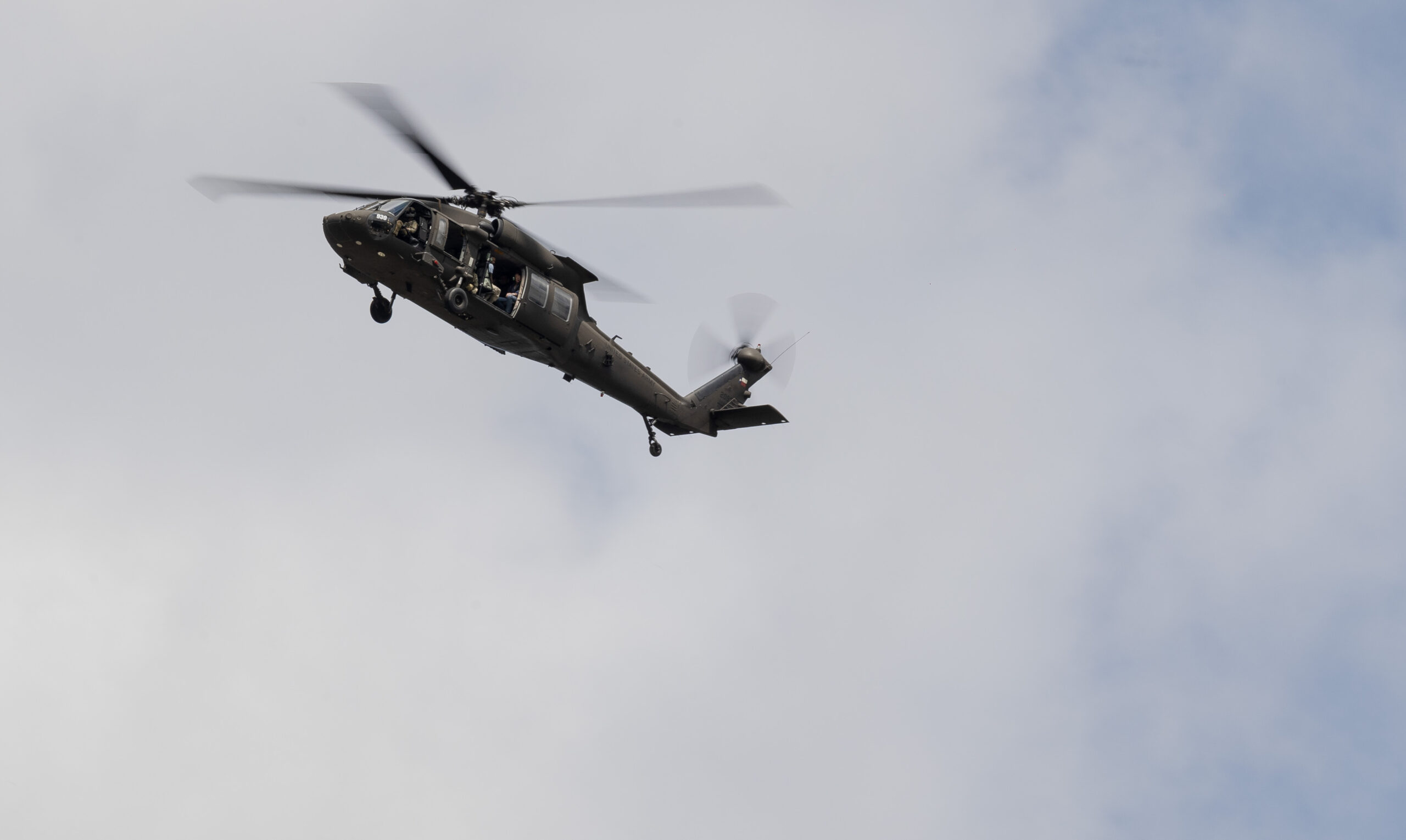 ABD’de İki Helikopter Havada Çarpıştı: 3 Kişi Hayatını Kaybetti