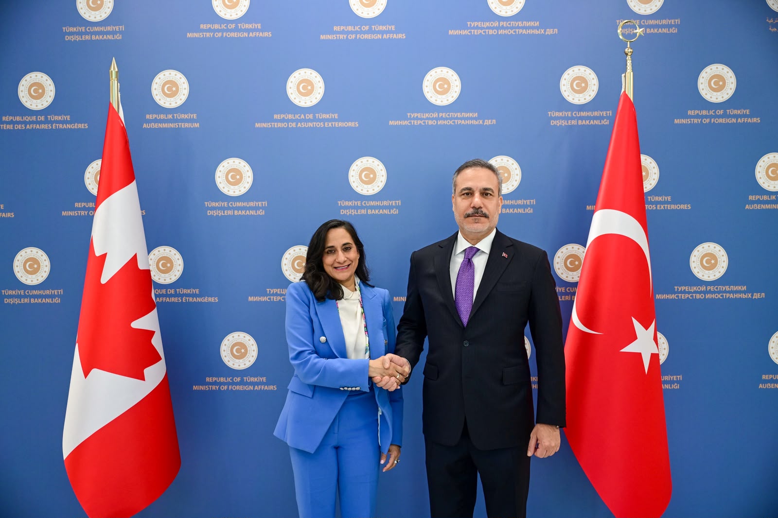 Dışişleri Bakanı Fidan, Kanadalı Mevkidaşı Anand İle Görüştü