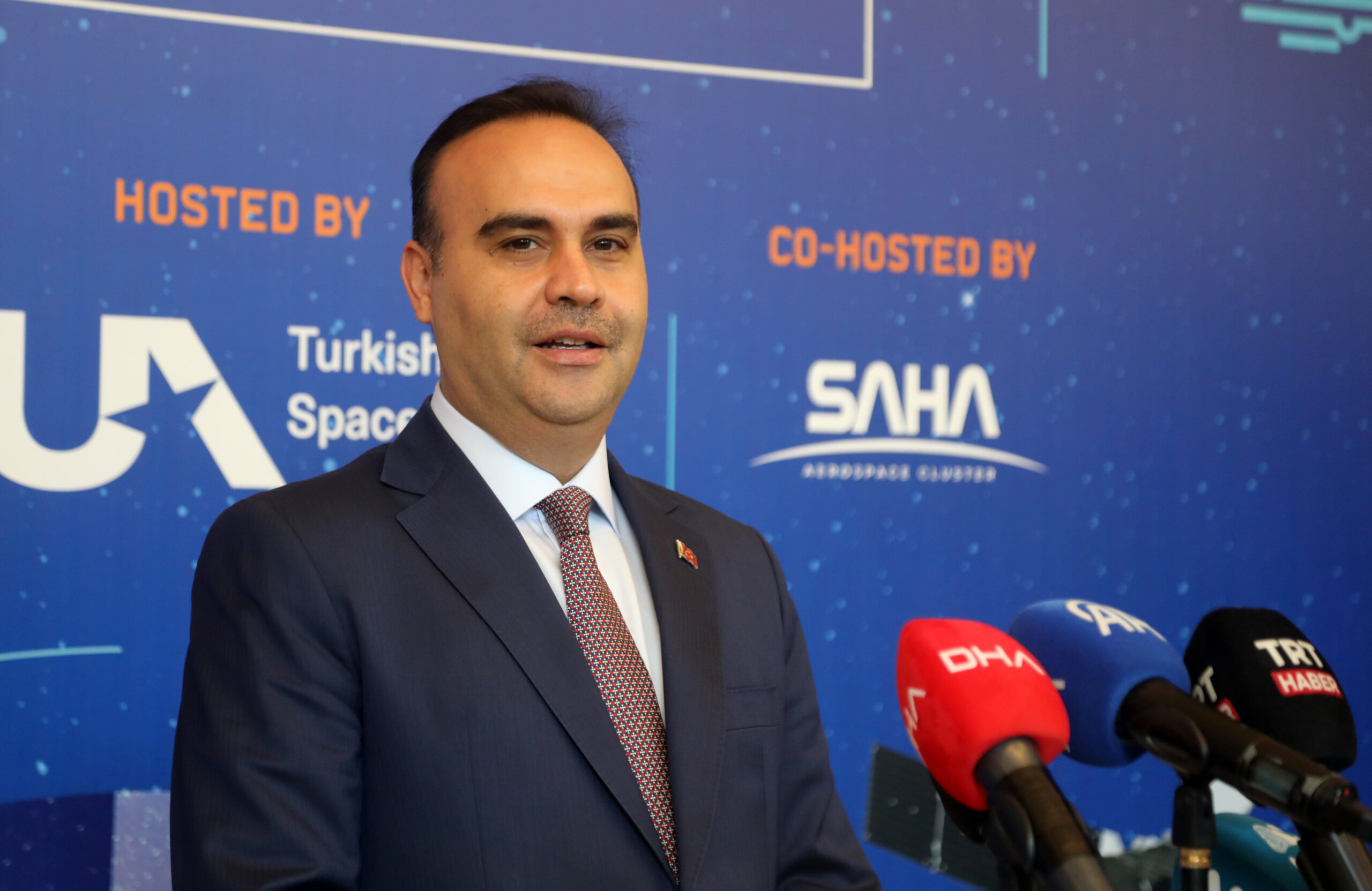 Bakan Kacır: Yüzde 87 Yerlilikle Üretilen Ay Uzay Aracı 2027’de Fırlatılacak