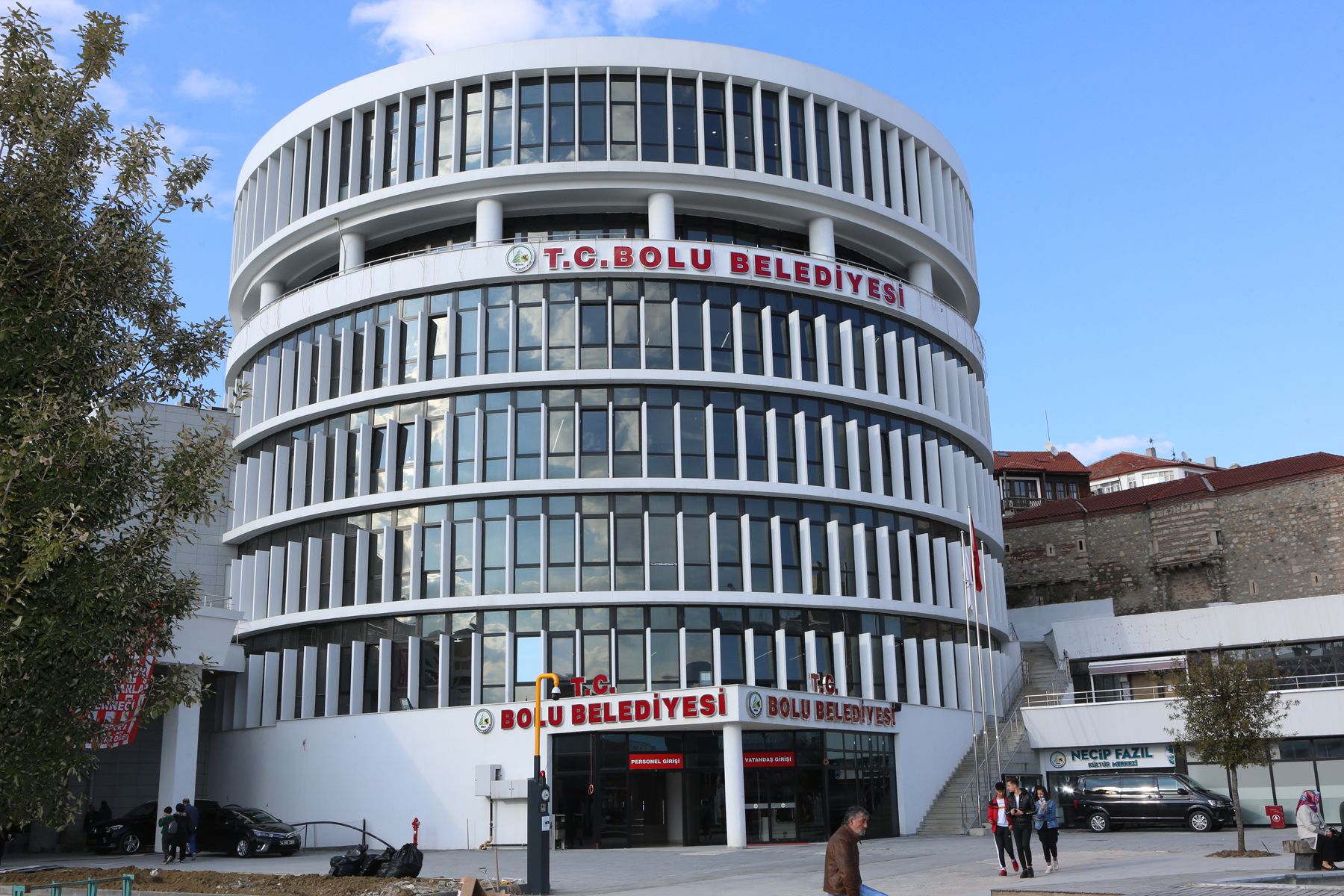 Bolu Belediyesi İştiraklerine Yönelik Zimmet Soruşturmasında Üç Kişi Serbest Kaldı