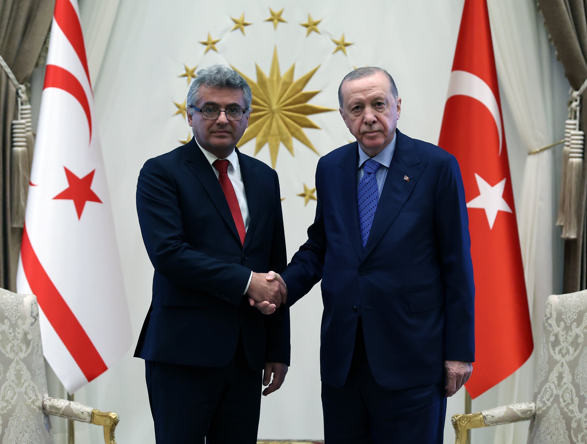 Cumhurbaşkanı Erdoğan, KKTC Cumhurbaşkanı Erhürman İle Görüştü