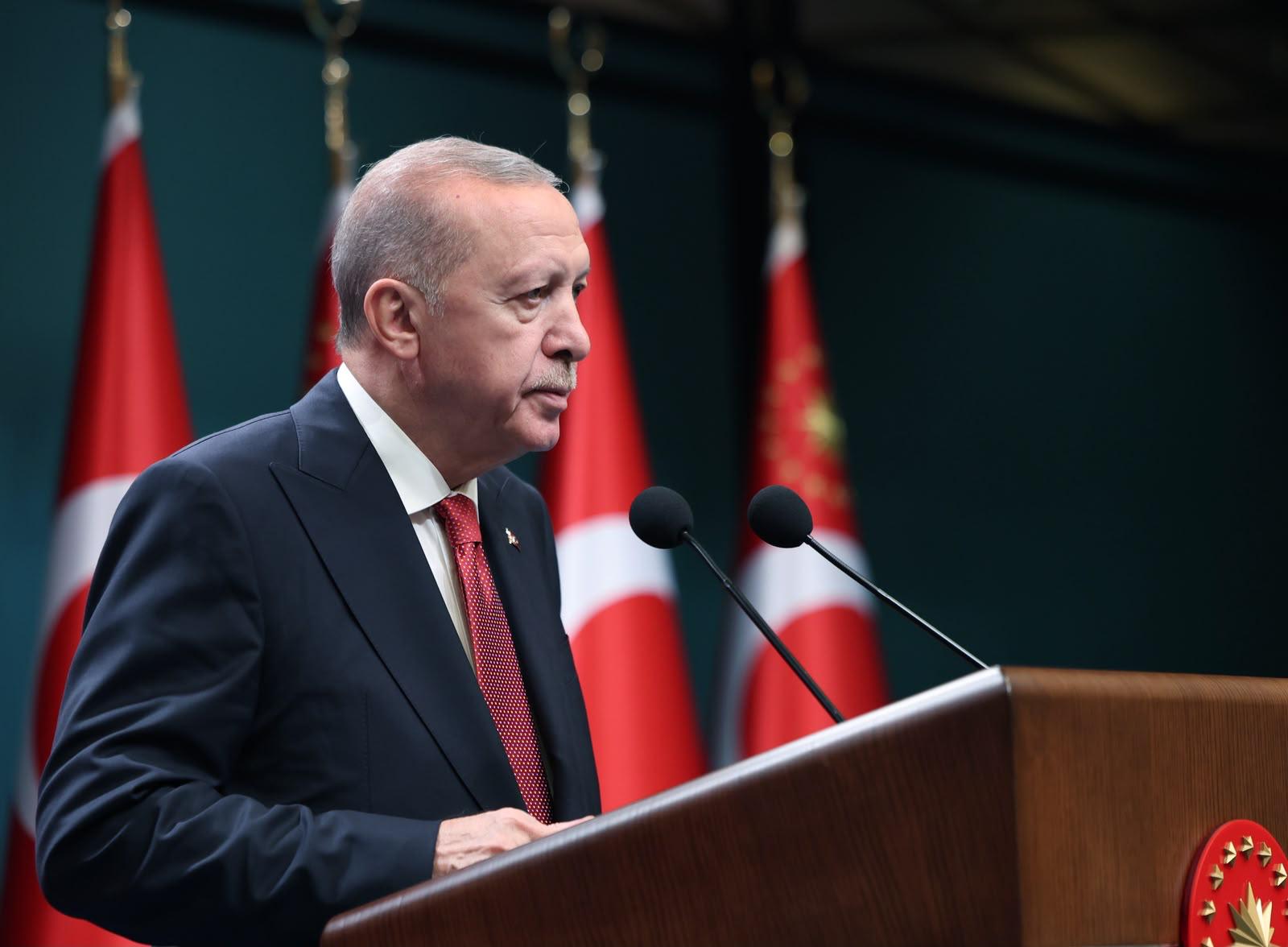 Cumhurbaşkanı Erdoğan’dan Yayıncı Cevat Özkaya İçin Taziye Mesajı