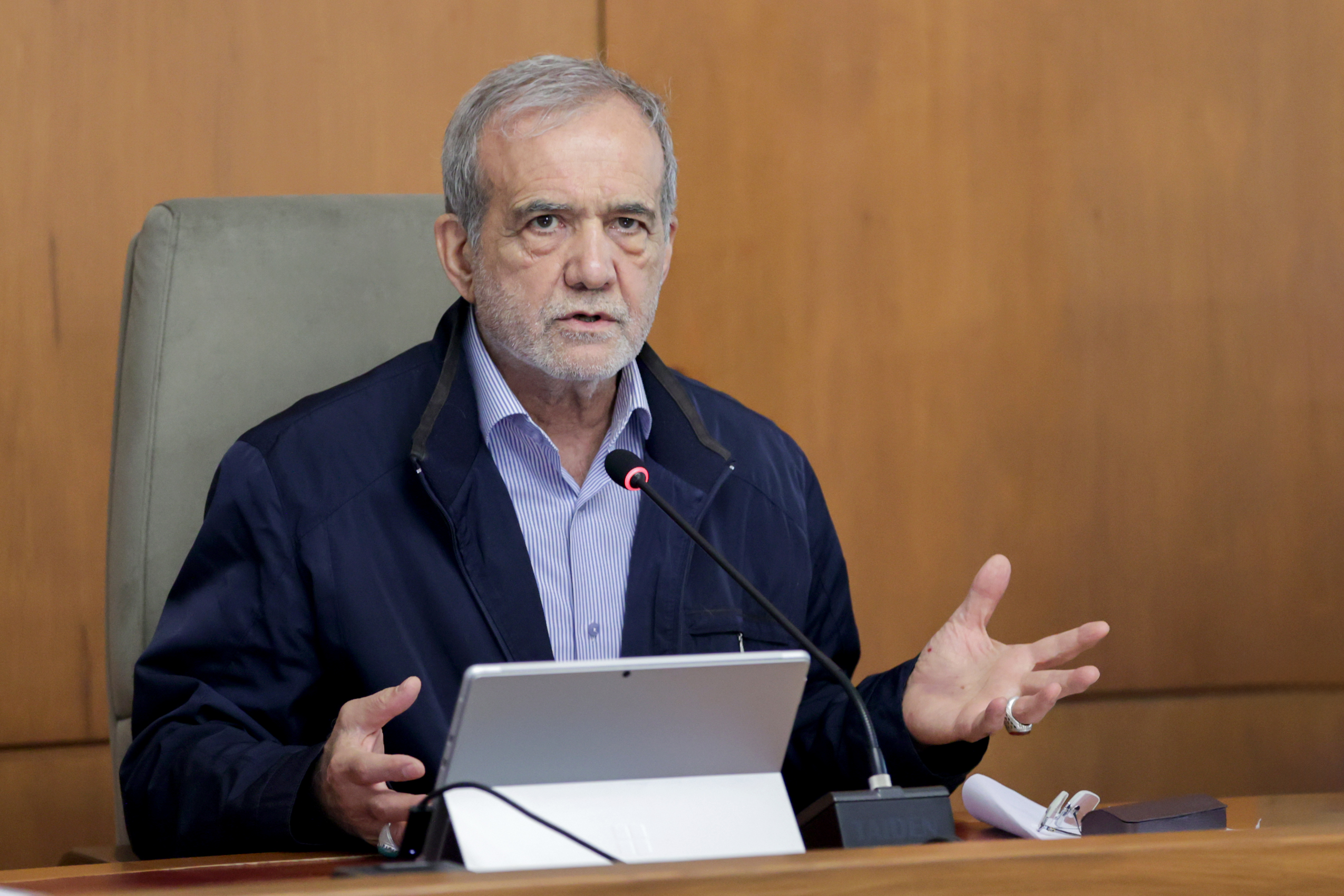 İran Cumhurbaşkanı Pezeşkiyan’dan ABD’ye Anlaşma Eleştirisi