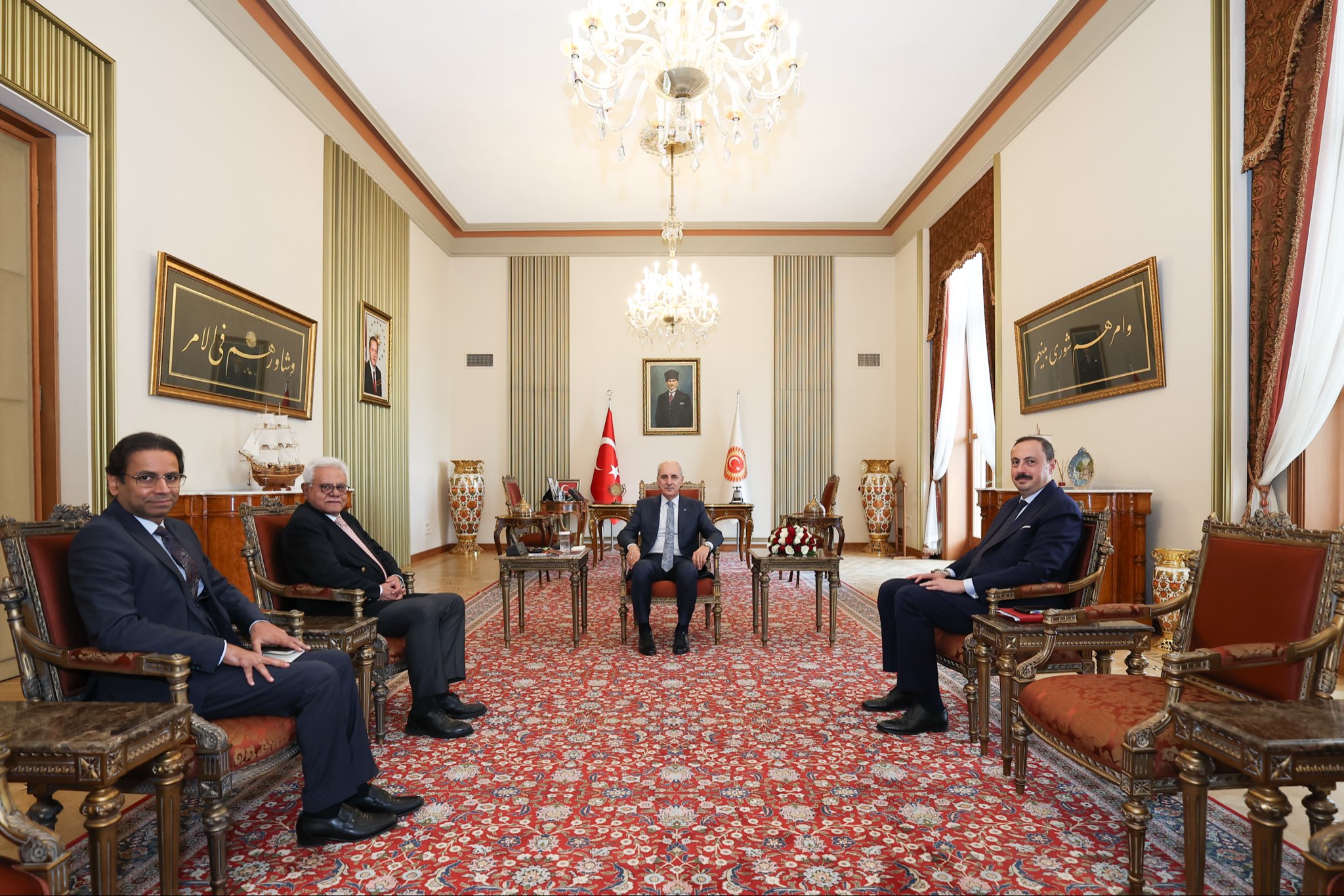 TBMM Başkanı Numan Kurtulmuş Pakistan Büyükelçisi Junaid İle Görüştü