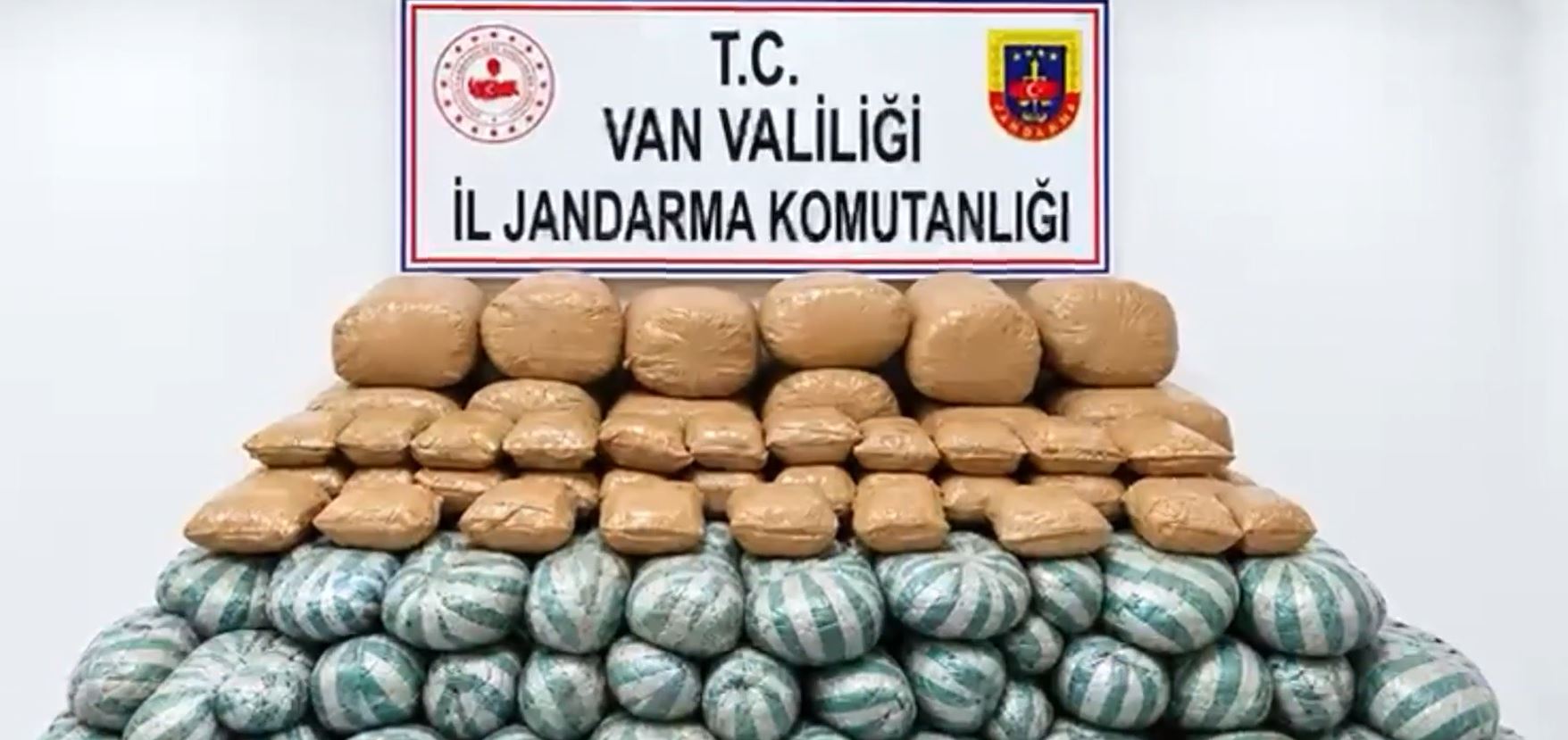Van’da Dev Uyuşturucu Operasyonu: 517 Kilo Zehir Ele Geçirildi