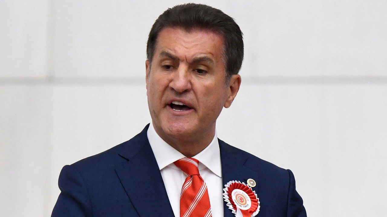 Mustafa Sarıgül’den Parti Üyeliğinin Askıya Alınması Talebi